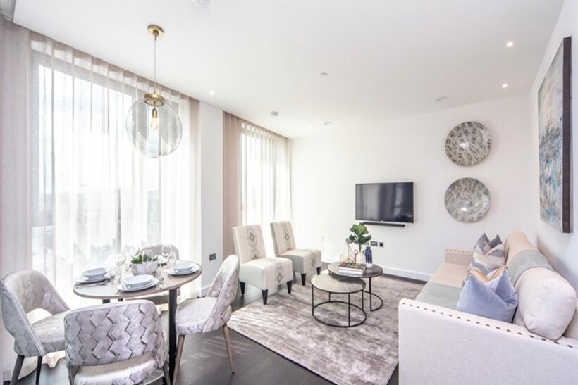 The residence, 6-8 Charles Clowes... 2 bed apartment to rent - £4,680 pcm (£1,080 pw)