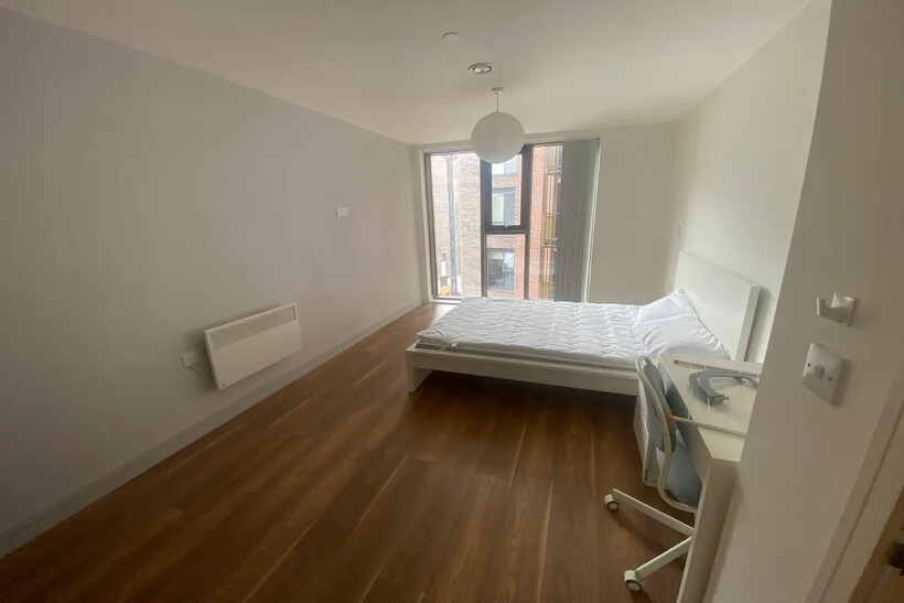 Wolstenholme Square, Liverpool L1 1 bed flat to rent - £850 pcm (£196 pw)