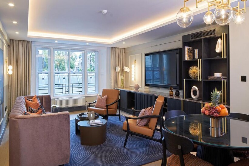 Hyde Park Gate, London, SW7 2 bed flat to rent - £16,900 pcm (£3,900 pw)