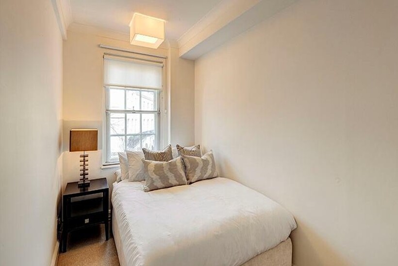 Fulham Road, London SW3 2 bed property to rent - £4,463 pcm (£1,030 pw)