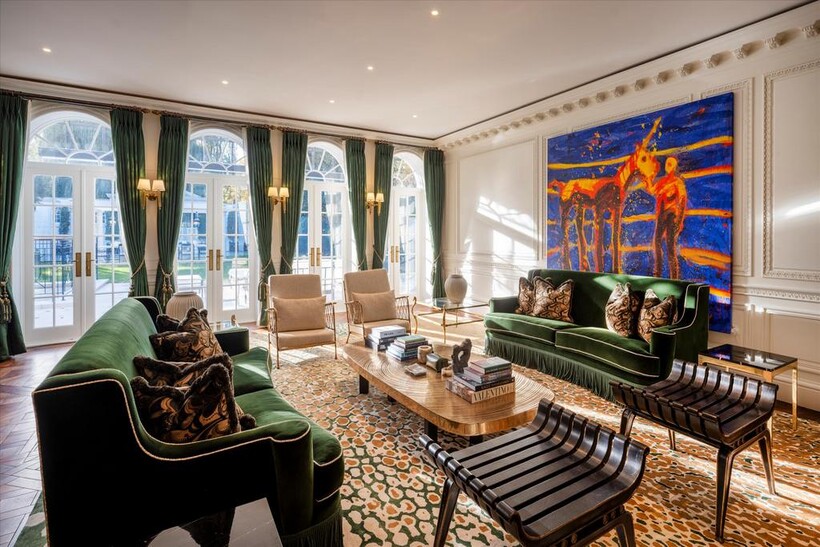 Avenue Road, St John's Wood NW8 7 bed detached house to rent - £151,667 pcm (£35,000 pw)