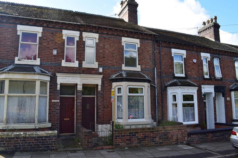 Aynsley Road, Stoke-on-Trent ST4 5 bed townhouse to rent - £1,045 pcm (£241 pw)