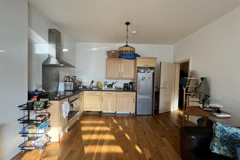 Wolverton Gardens, London W5 1 bed flat to rent - £1,500 pcm (£346 pw)