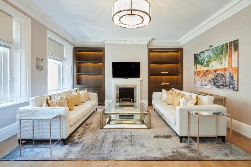 Mayfair W1K 3 bed apartment to rent - £27,733 pcm (£6,400 pw)