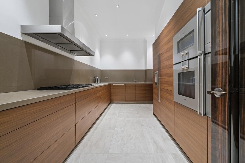 Whitehall Place, London SW1A 2 bed apartment to rent - £65,000 pcm (£15,000 pw)