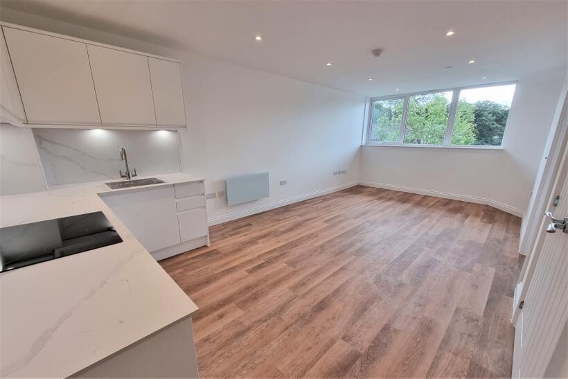 31 Power Close, Guildford GU1 1 bed apartment to rent - £1,550 pcm (£358 pw)