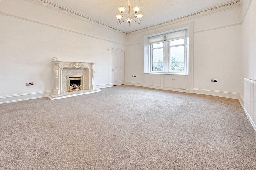 GREEN STREET, BOTHWELL G71 2 bed flat to rent - £850 pcm (£196 pw)