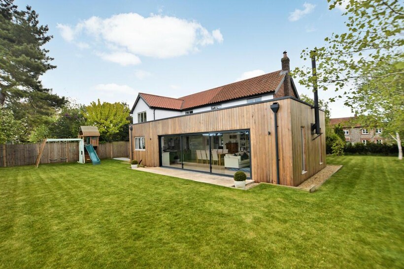 Holt Road, Langham NR25 5 bed detached house to rent - £2,650 pcm (£612 pw)