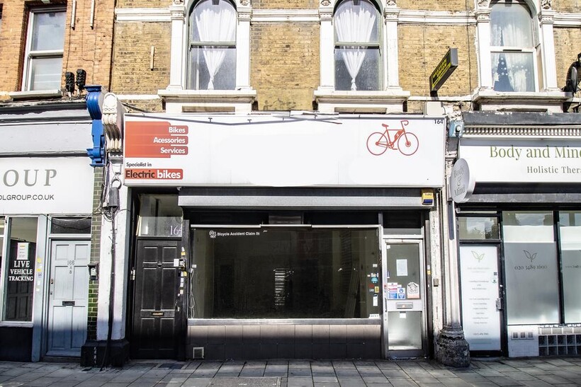  London, SW2 Property to rent - £2,083 pcm (£481 pw)