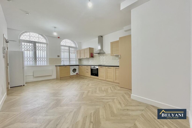 Roundhay Road, Leeds LS8 1 bed flat to rent - £750 pcm (£173 pw)