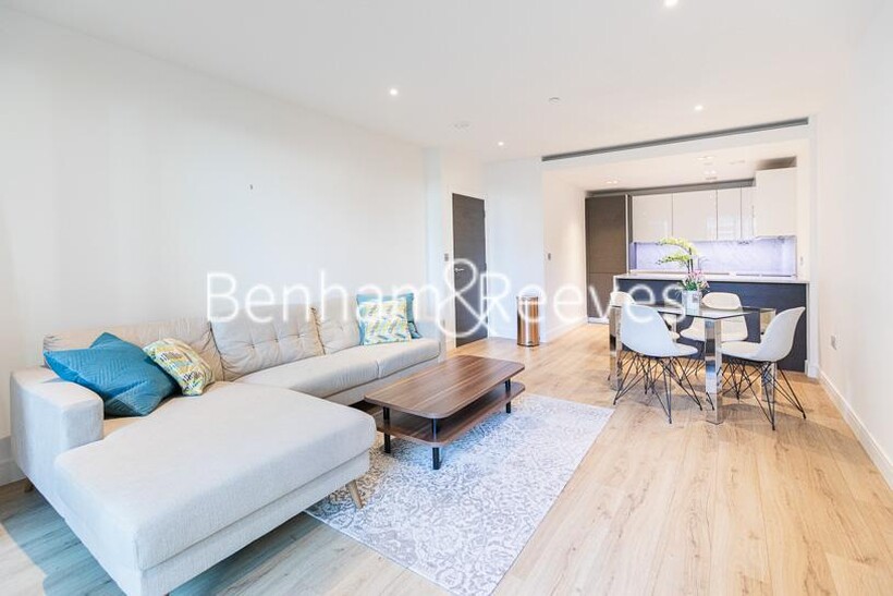 Glenthorne Road, Hammersmith W6 2 bed apartment to rent - £3,350 pcm (£773 pw)
