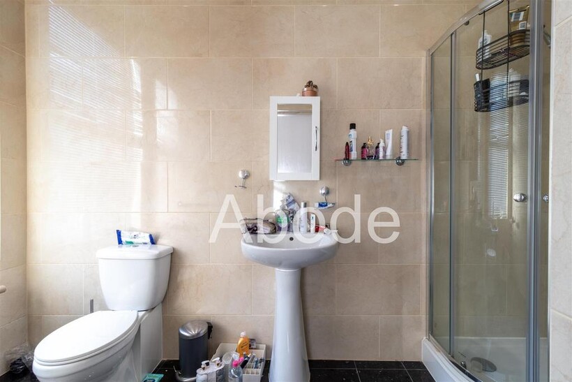 Hyde Park Terrace, Hyde Park, Leeds 6 bed house to rent - £3,640 pcm (£840 pw)