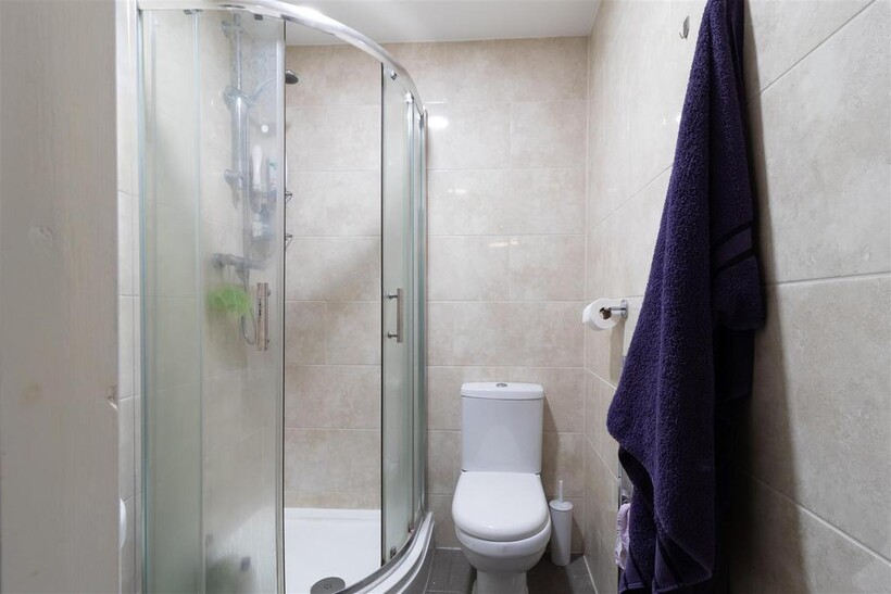 Estcourt Terrace, Headingley, West... 8 bed house to rent - £5,547 pcm (£1,280 pw)