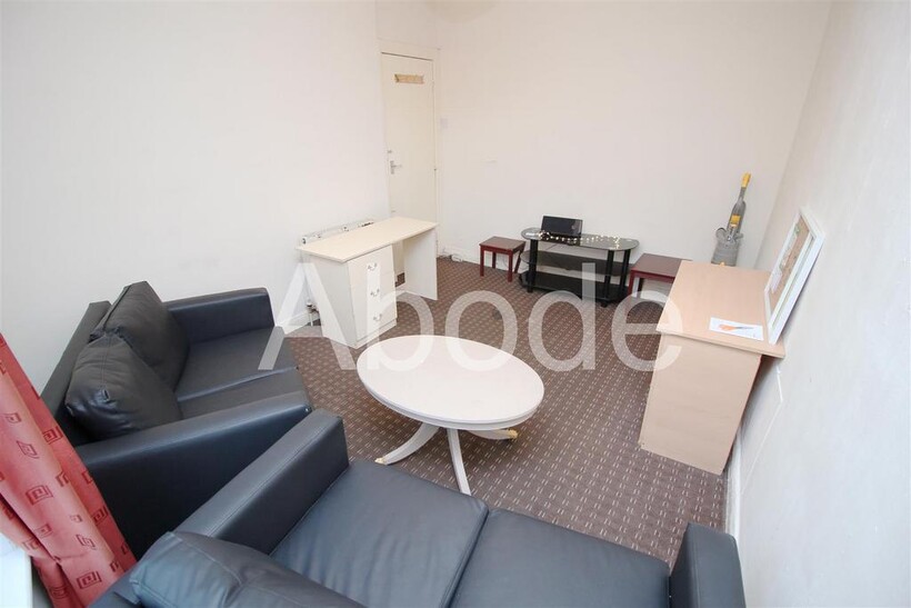 Brudenell Street, Hyde Park, Leeds 3 bed house to rent - £1,846 pcm (£426 pw)