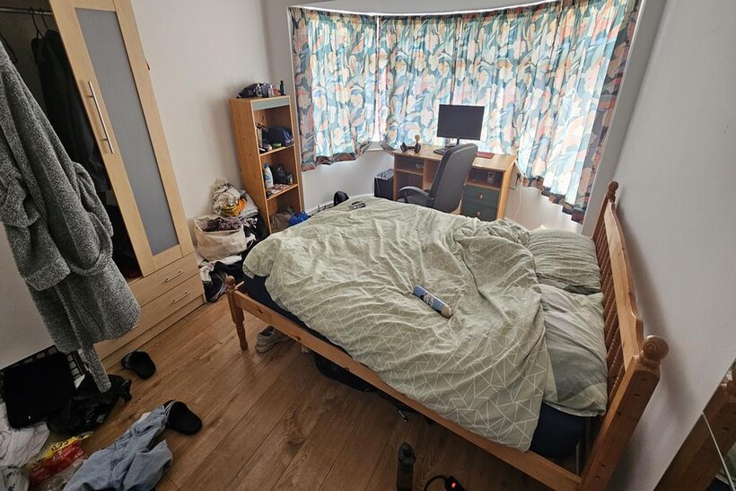 Windermere Road, Reading RG2 4 bed semi-detached house to rent - £2,400 pcm (£554 pw)