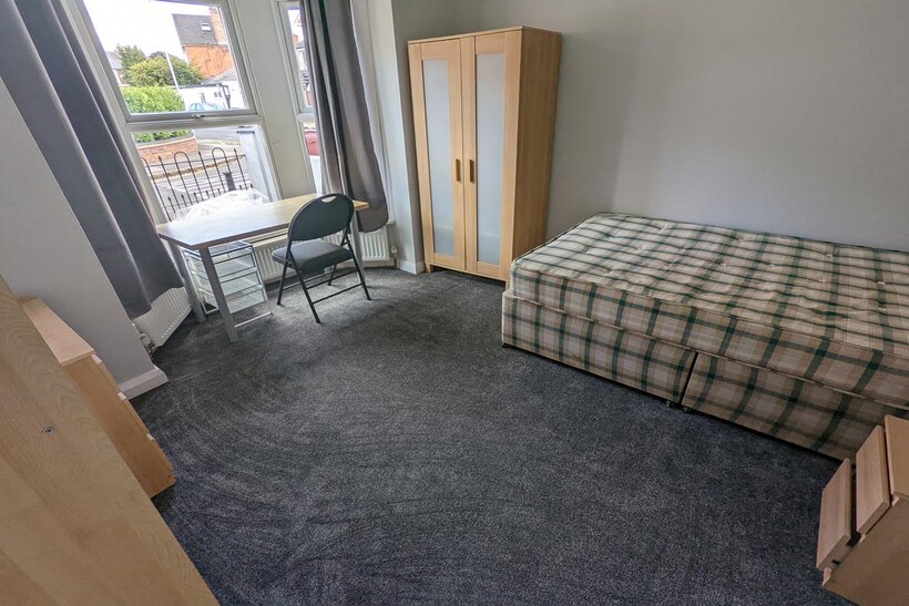 De Beauvoir Road, Reading RG1 6 bed terraced house to rent - £3,750 pcm (£865 pw)