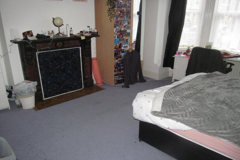 Addington Road, Reading RG1 5 bed terraced house to rent - £2,300 pcm (£531 pw)