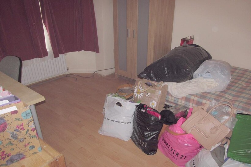 Bishops Road, Reading RG6 6 bed terraced house to rent - £3,090 pcm (£713 pw)