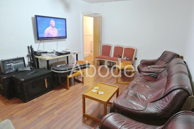 Archery Street, Woodhouse, Leeds 5 bed house to rent - £2,275 pcm (£525 pw)