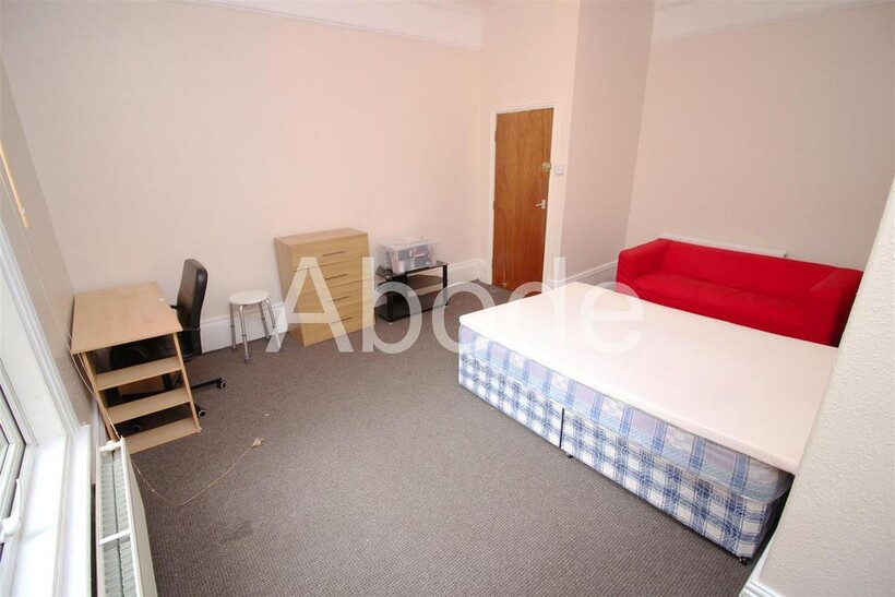 Cardigan Road, Headingley, Leeds 10 bed house to rent - £5,590 pcm (£1,290 pw)