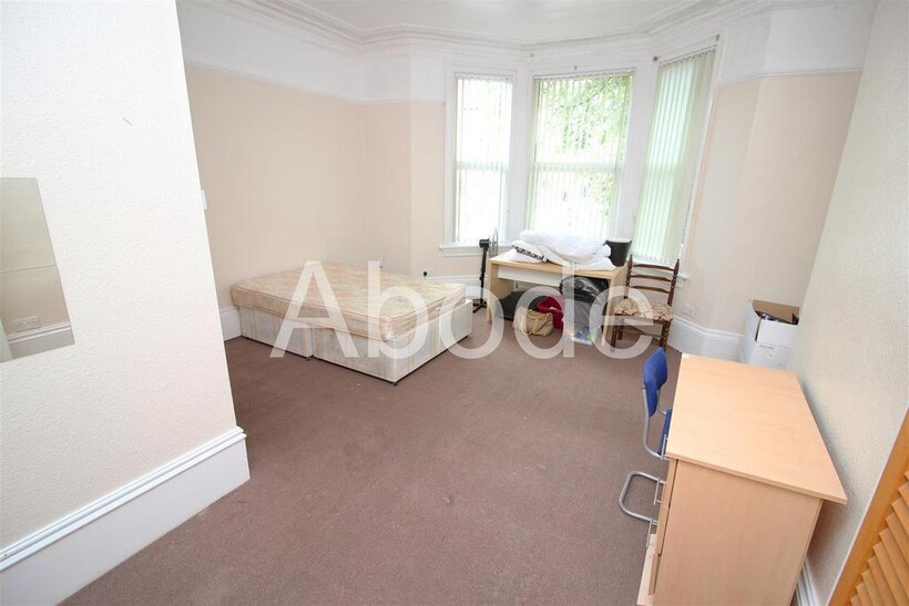 Cardigan Road, Headingley, Leeds 10 bed house to rent - £5,590 pcm (£1,290 pw)