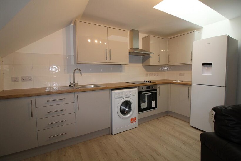 Elm Street, PETERBOROUGH PE2 1 bed in a house share to rent - £475 pcm (£110 pw)