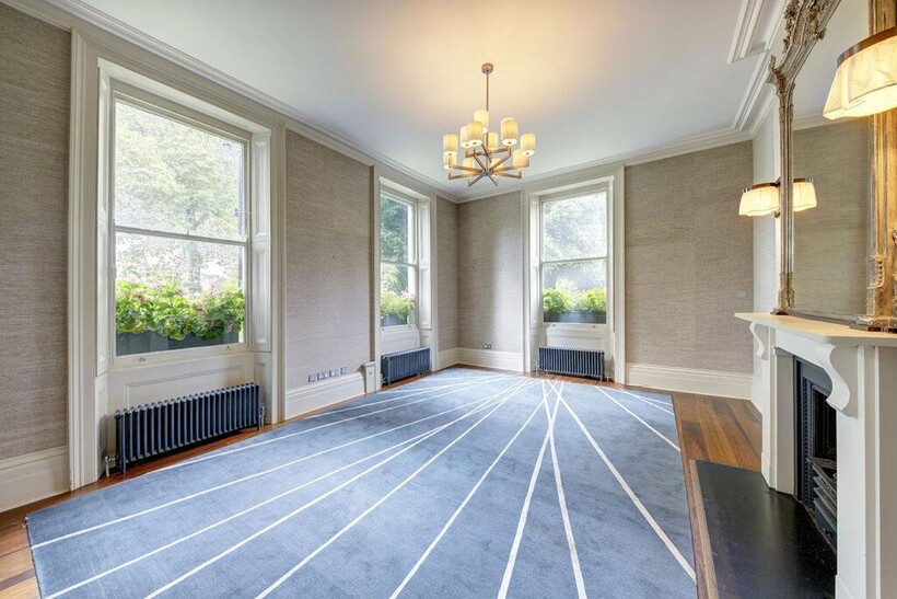 Regents Park Road, Primrose Hill... 4 bed apartment to rent - £18,417 pcm (£4,250 pw)