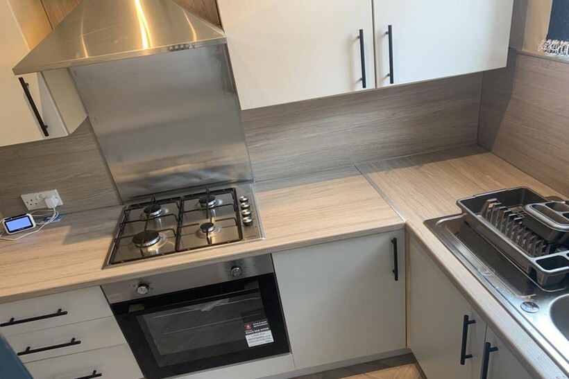 Leeds LS11 1 bed terraced house to rent - £700 pcm (£162 pw)