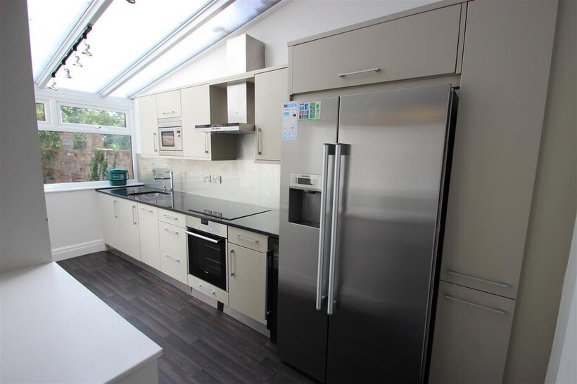 Kingston Road 5 bed house to rent - £5,000 pcm (£1,154 pw)