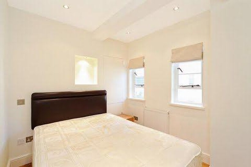 Chelsea, London SW3 1 bed apartment to rent - £3,142 pcm (£725 pw)