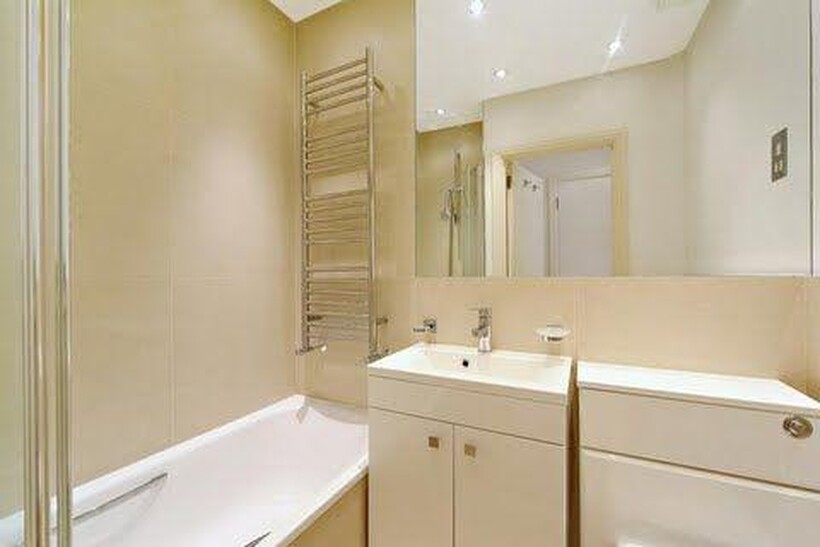 Chelsea, London SW3 1 bed apartment to rent - £3,142 pcm (£725 pw)