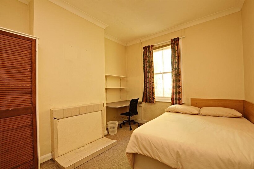 Boulter Street 5 bed house to rent - £3,683 pcm (£850 pw)