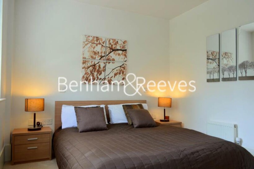 Theobalds Road, Bloomsbury WC1X 1 bed apartment to rent - £2,500 pcm (£577 pw)