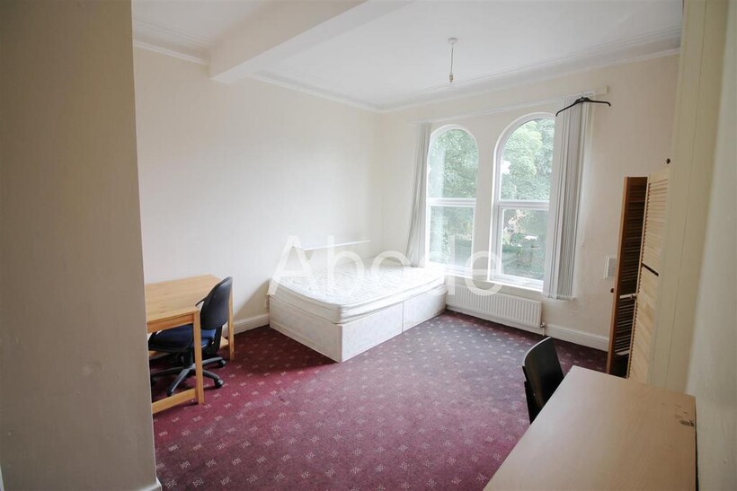 Bainbrigge Road, Headingley, Leeds 10 bed house to rent - £5,113 pcm (£1,180 pw)