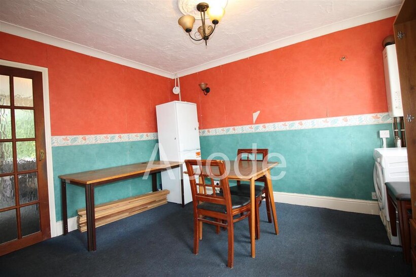 Kelso Gardens, Hyde Park, Leeds 3 bed house to rent - £1,144 pcm (£264 pw)