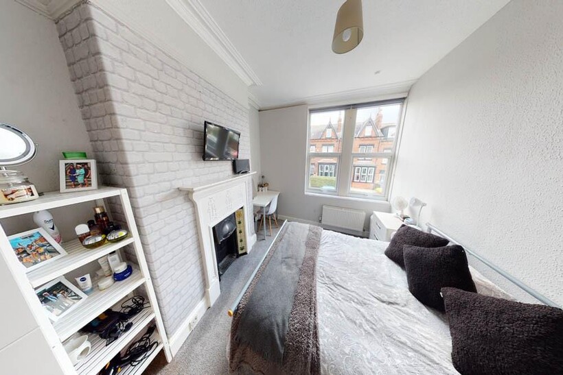 Estcourt Terrace, Leeds 7 bed house to rent - £585 pcm (£135 pw)