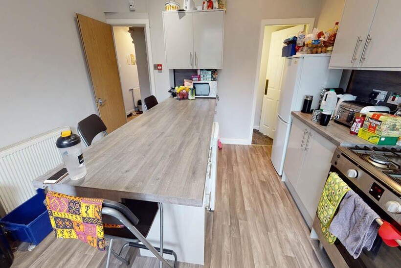 Ebor Mount, Leeds 6 bed house to rent - £663 pcm (£153 pw)