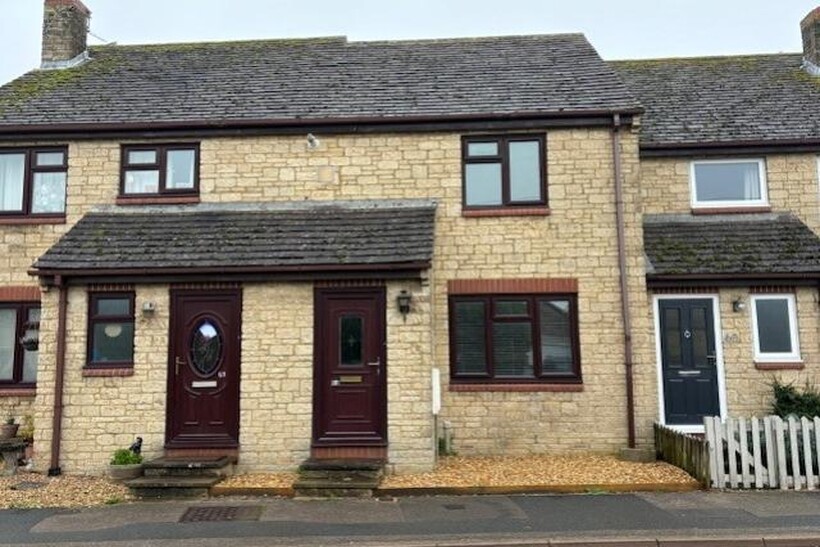 63 Station Road front outside 2
