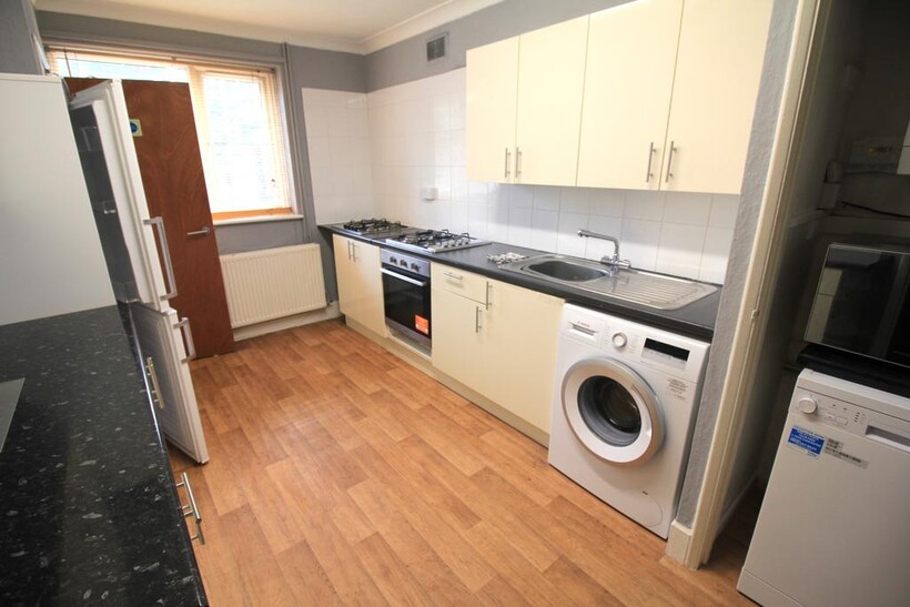 Friends Road, Norwich NR5 7 bed semi-detached house to rent - £3,000 pcm (£692 pw)