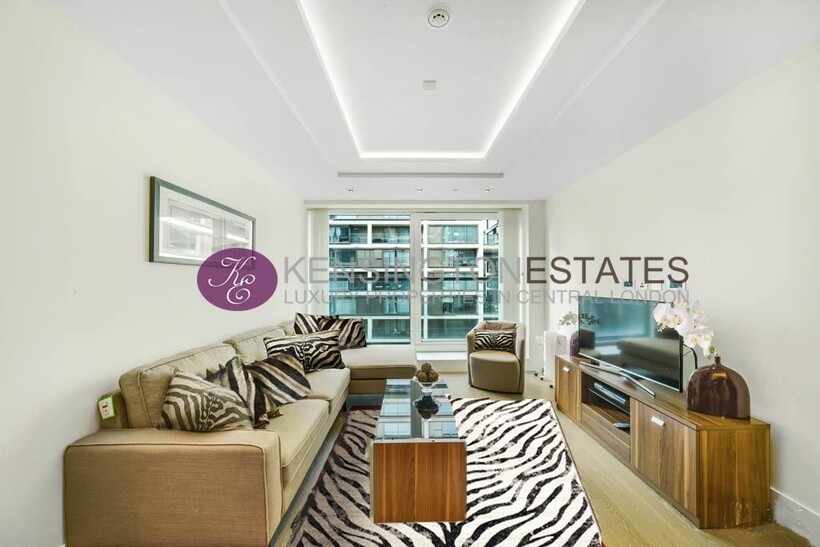 Kensington High Street, London W14 1 bed apartment to rent - £3,142 pcm (£725 pw)