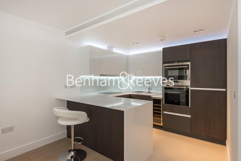 Kew Bridge Road, Brentford TW8 2 bed apartment to rent - £3,000 pcm (£692 pw)