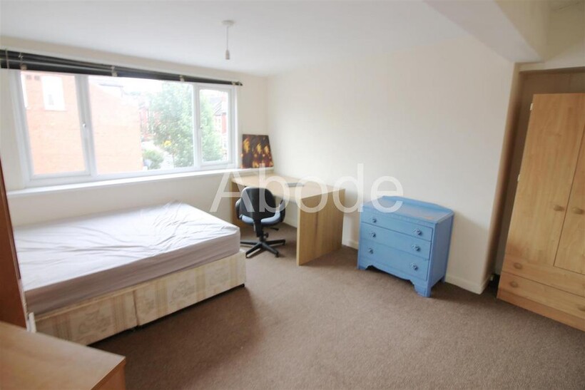 Brudenell Grove, Hyde Park, Leeds 2 bed flat to rent - £1,343 pcm (£310 pw)