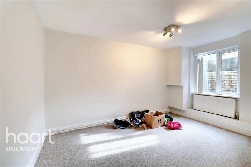 Maude Road, Camberwell 1 bed flat to rent - £1,750 pcm (£404 pw)