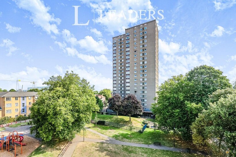 Queen Street, Portsmouth 2 bed apartment to rent - £1,420 pcm (£328 pw)