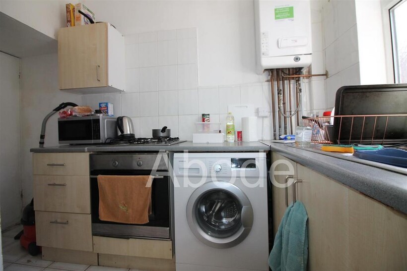 Thornville Road, Hyde Park, Leeds 2 bed house to rent - £1,343 pcm (£310 pw)