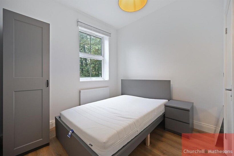 High Street, London, NW10 4LS 3 bed flat to rent - £4,000 pcm (£923 pw)