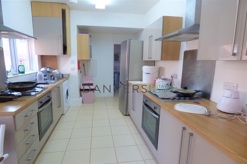 Beaconsfield Road, Leicester LE3 5 bed terraced house to rent - £1,842 pcm (£425 pw)