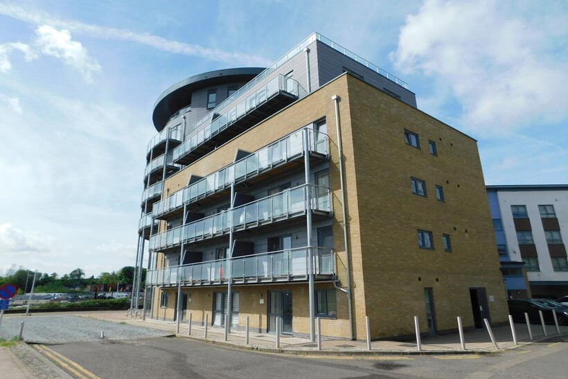 Ballantyne Drive, Colchester CO2 1 bed flat to rent - £895 pcm (£207 pw)