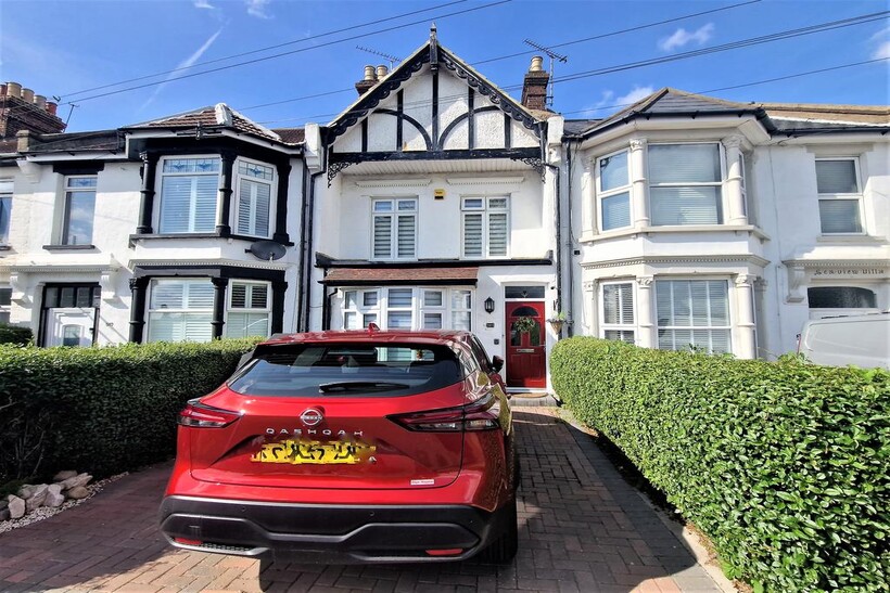 London Road, Hadleigh, SS7 1 bed in a house share to rent - £700 pcm (£162 pw)