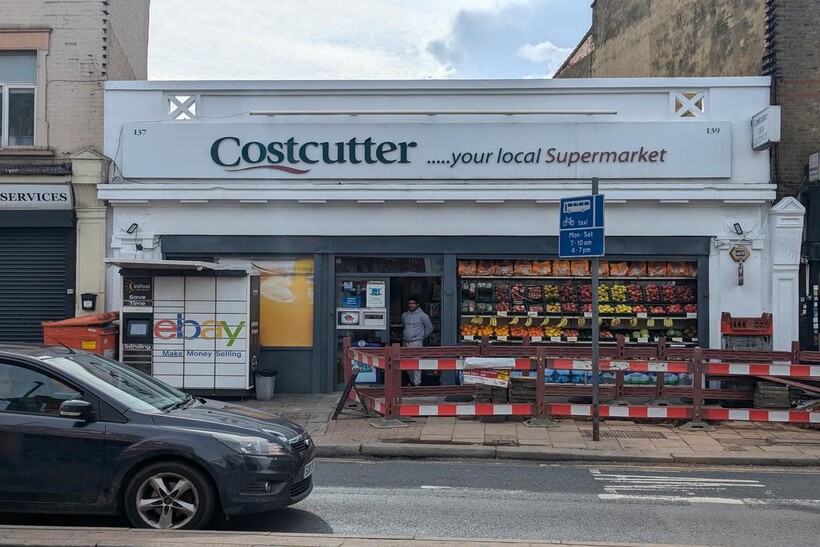 West Hendon Broadway, London NW9 Retail property (high street) to rent - £3,333 pcm (£769 pw)